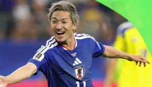 日本與瑞典球員在世界盃分組賽中激烈對抗
