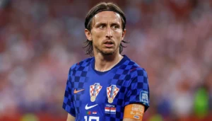 莫德里奇身穿克羅埃西亞國家隊球衣參加國際比賽